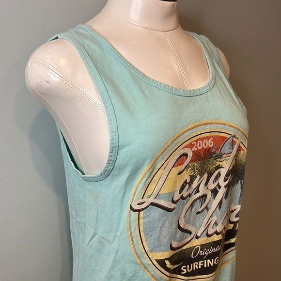 Unisex Vintage Land Shark Margaritaville Tank Top - Picture 4 of 10